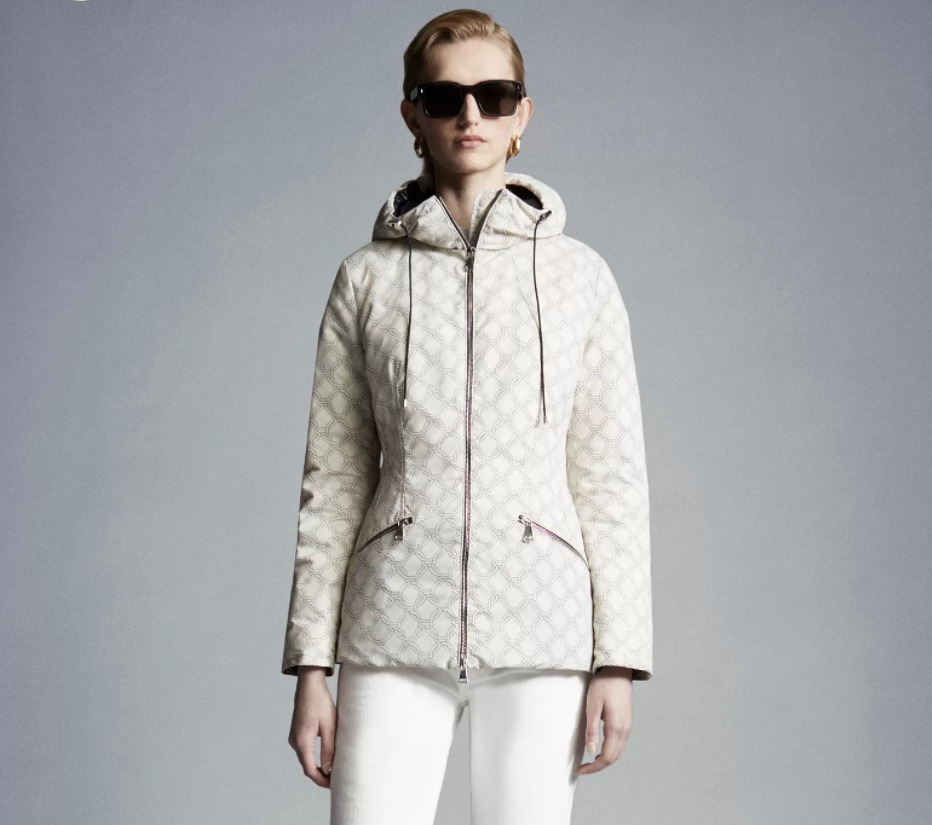 MONCLER2022春夏新作 フード付きライトダウンジャケット HENDAYE