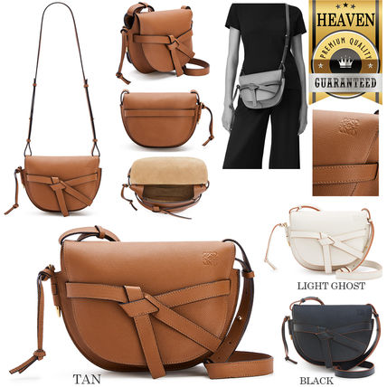 LOEWE x ショルダーバッグ・ポシェット(レディース) - 海外通販のBUYMA
