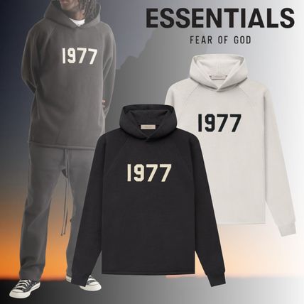 ブラック(黒)系 FEAR OF GOD ESSENTIALS x パーカー・フーディ ...