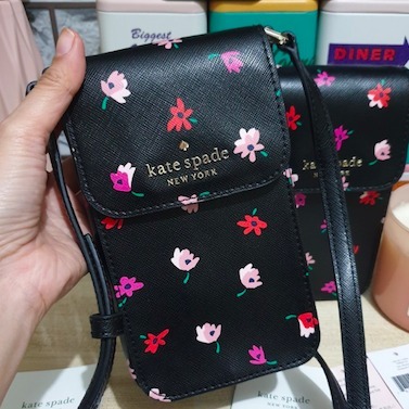 セールkate spade Staciフラワー柄フォンクロスボディバッグ
