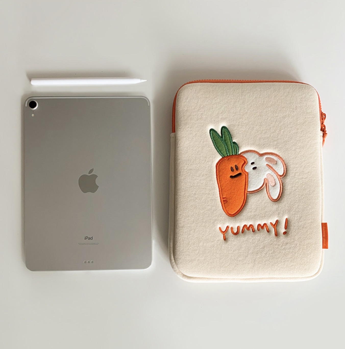 【second morning】トダントダン iPad pouch 11inch 追跡有り second morning】トダントダン iPad pouch 11inch 追跡有り