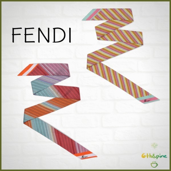 一番人気物 *ラッピー ★FENDI マルチカラーシルク 大人気★ バンドゥ*2色 ファッション雑貨・小物その他 一番人気物 *ラッピー ★FENDI マルチカラーシルク 大人気★ バンドゥ*2色 ファッション雑貨・小物その他