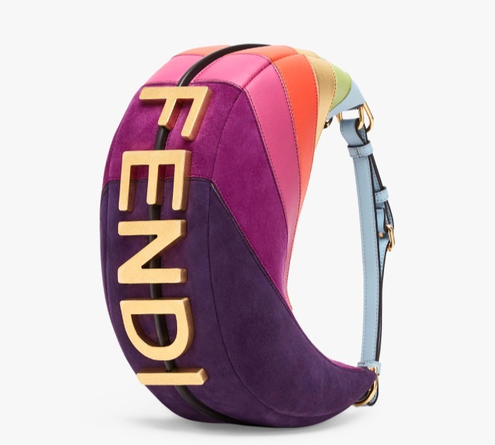 FENDI ショルダーバッグ・ポシェット 海外直営店【FENDI】フェンディグラフィ スモール レザー バッグ(4)
