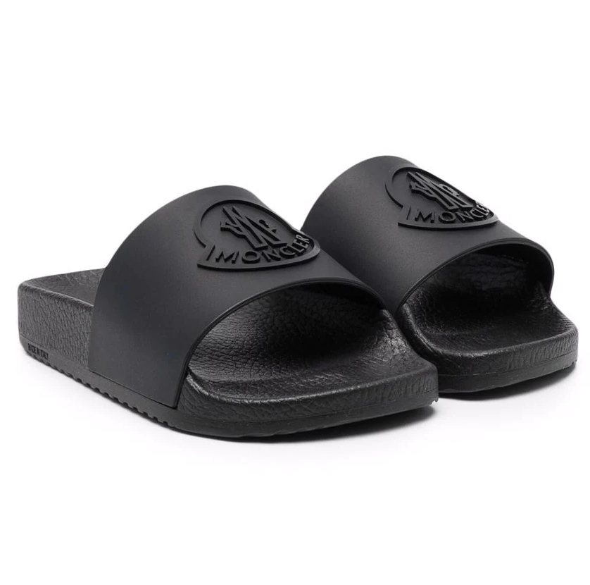 信頼】 ロゴスライドサンダル/大人OK【関税込】 22ss☆moncler 日本購入サイト 24cm MONCLER BASILE ロゴ スライドサンダル ホワイト サンダル