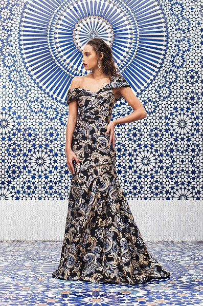 即発SALE!!TADASHI SHOJI エレガント刺繍ロングワンピース SALE☆TADASHI SHOJシンプルエレガントロングワンピース☆