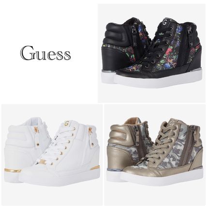 Guess x スニーカー(レディース) - 海外通販のBUYMA