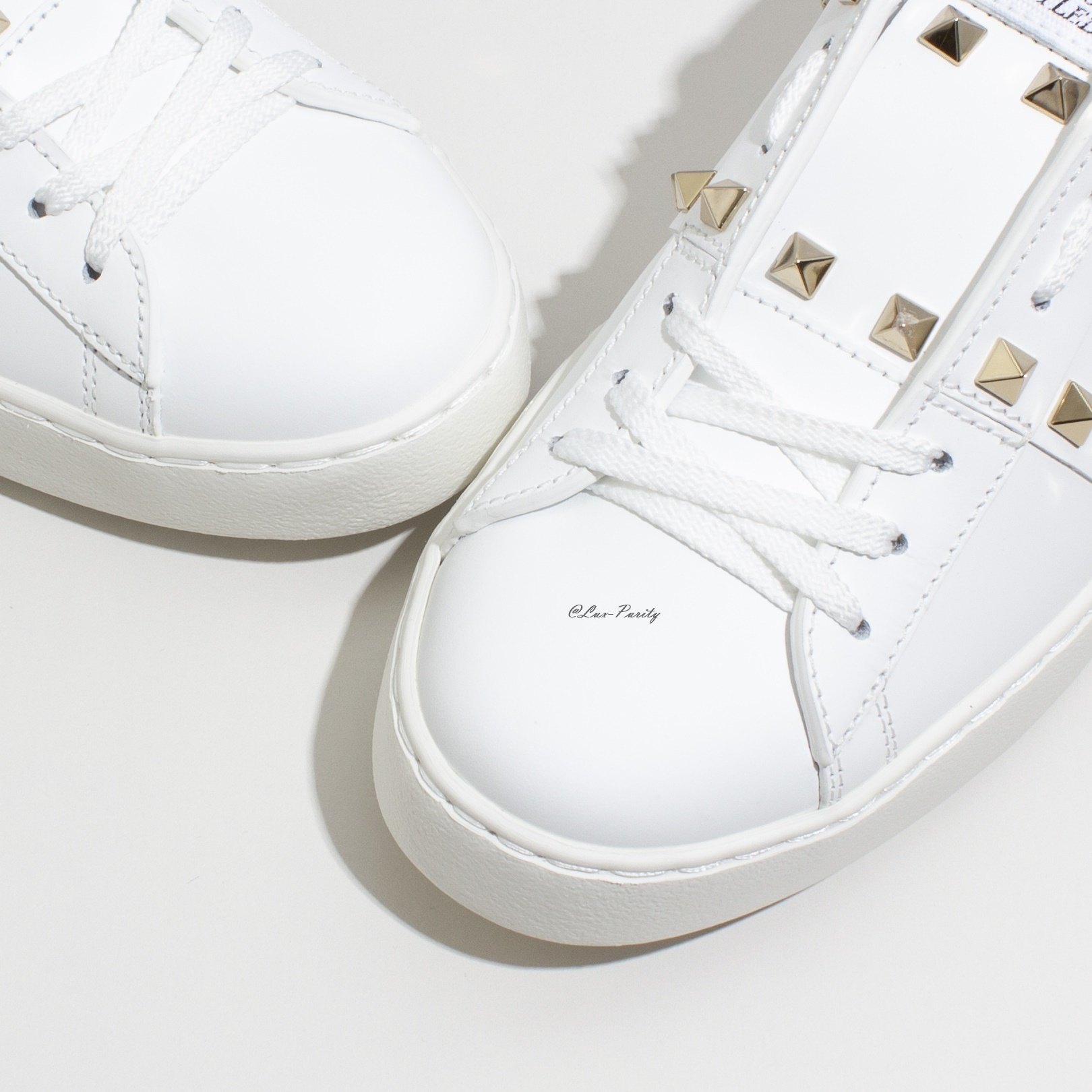 関税送料込み-VALENTINO ROCKSTUD UNTITLED SNEAKERSスニーカー