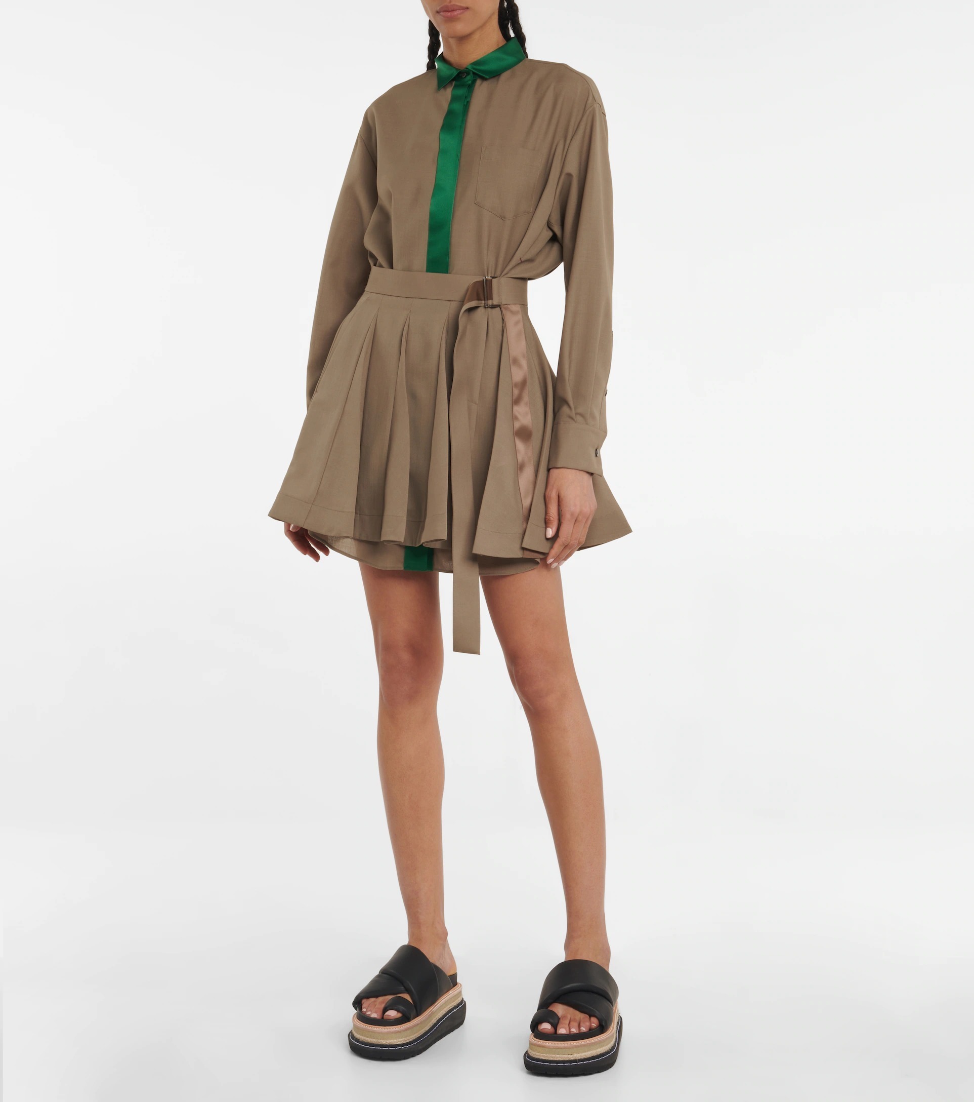 SACAI(サカイ)プリーツサテントリムミニドレス