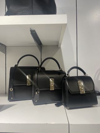 スタッズ Salvatore Ferragamo(サルヴァトーレフェラガモ)|新作を海外 スタッズ Salvatore Ferragamo(サルヴァトーレフェラガモ)|新作を海外