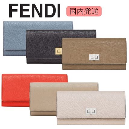 ホワイト(白)系 FENDI x 長財布(レディース) - 海外通販のBUYMA