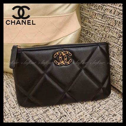 chanel mini pouch bag