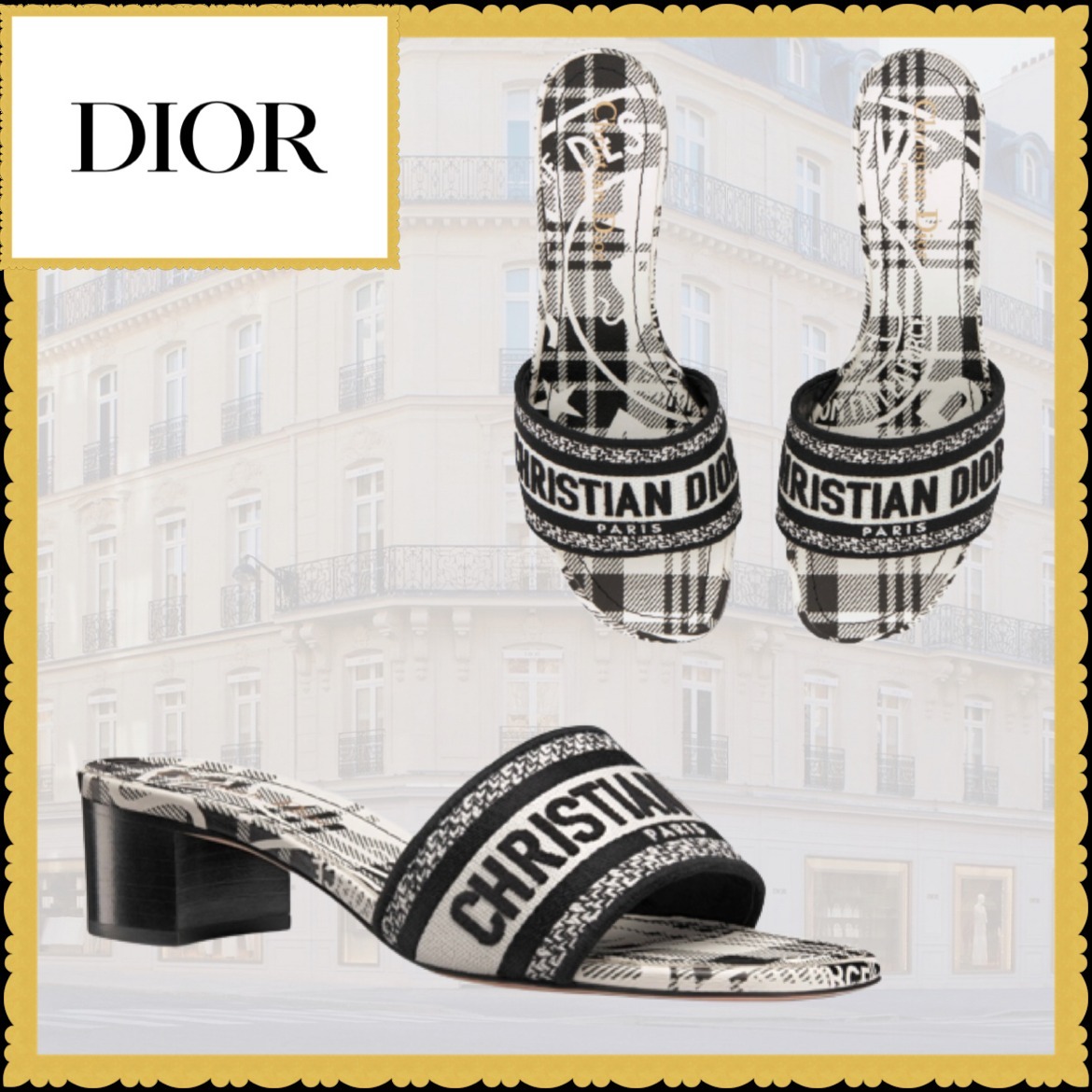 Shop Christian Dior DWAY Dway heeled slide (KCQ244CEE_S17X) by Shop Christian Dior DWAY Dway heeled slide (KCQ244CEE_S17X) by