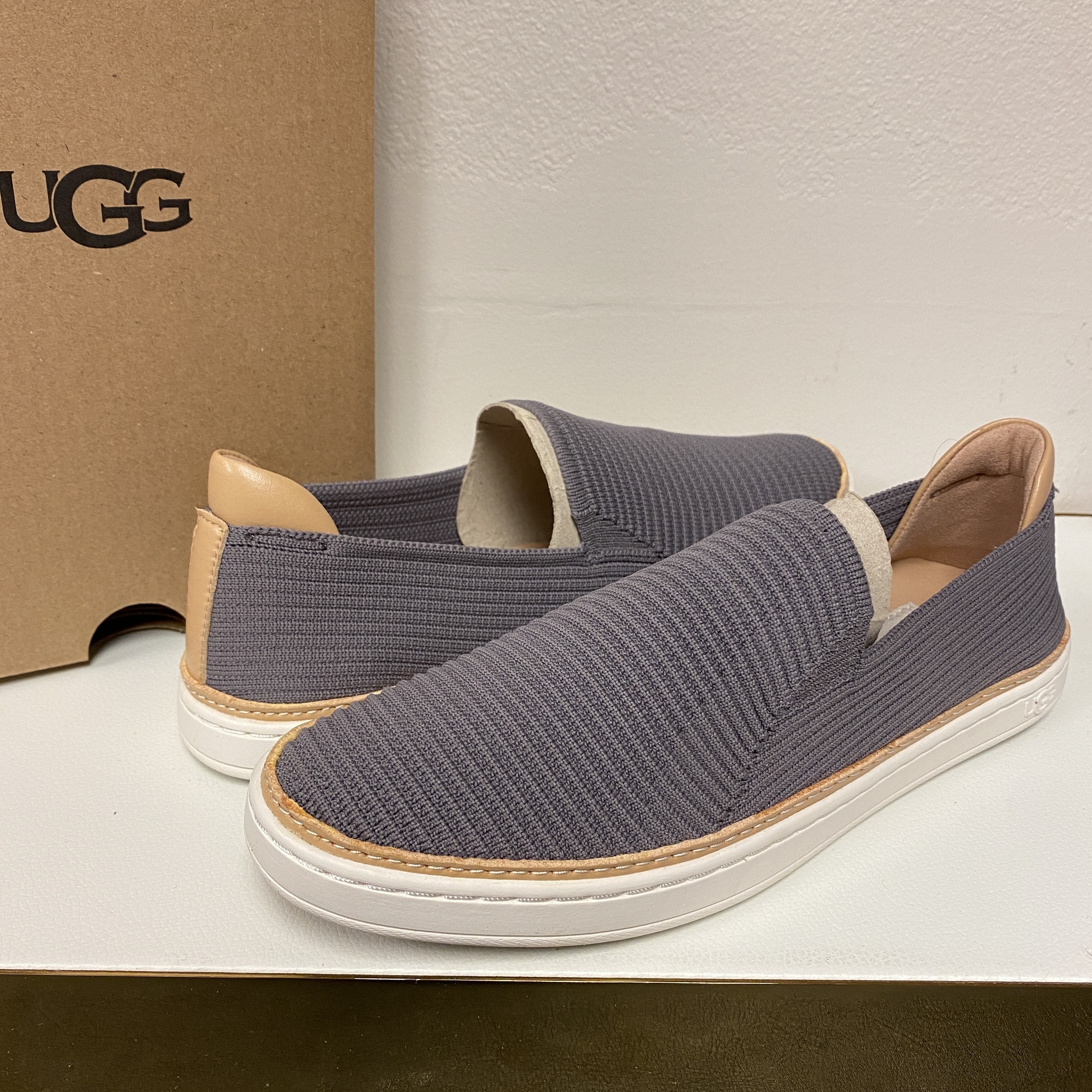 数限定!!SALE!!【UGG】SAMMY☆スリッポン☆