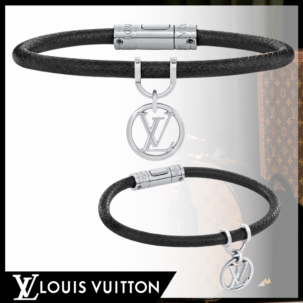 Louis Vuitton 希少☆ブレスレット エレガント LVロゴチャーム