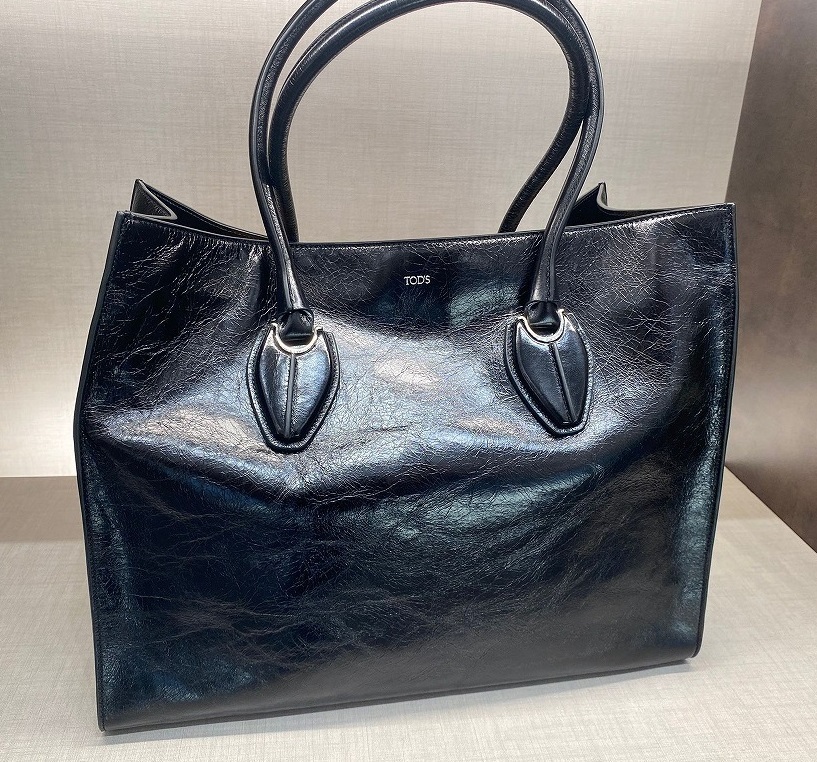 正規品! 特別セール【TODS BRUSHED LEAHTER TOTEBAG】 トートバッグ 正規品! 特別セール【TODS BRUSHED LEAHTER TOTEBAG】 トートバッグ
