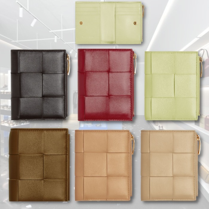 ☆BOTTEGA VENETA☆二つ折りファスナーウォレット