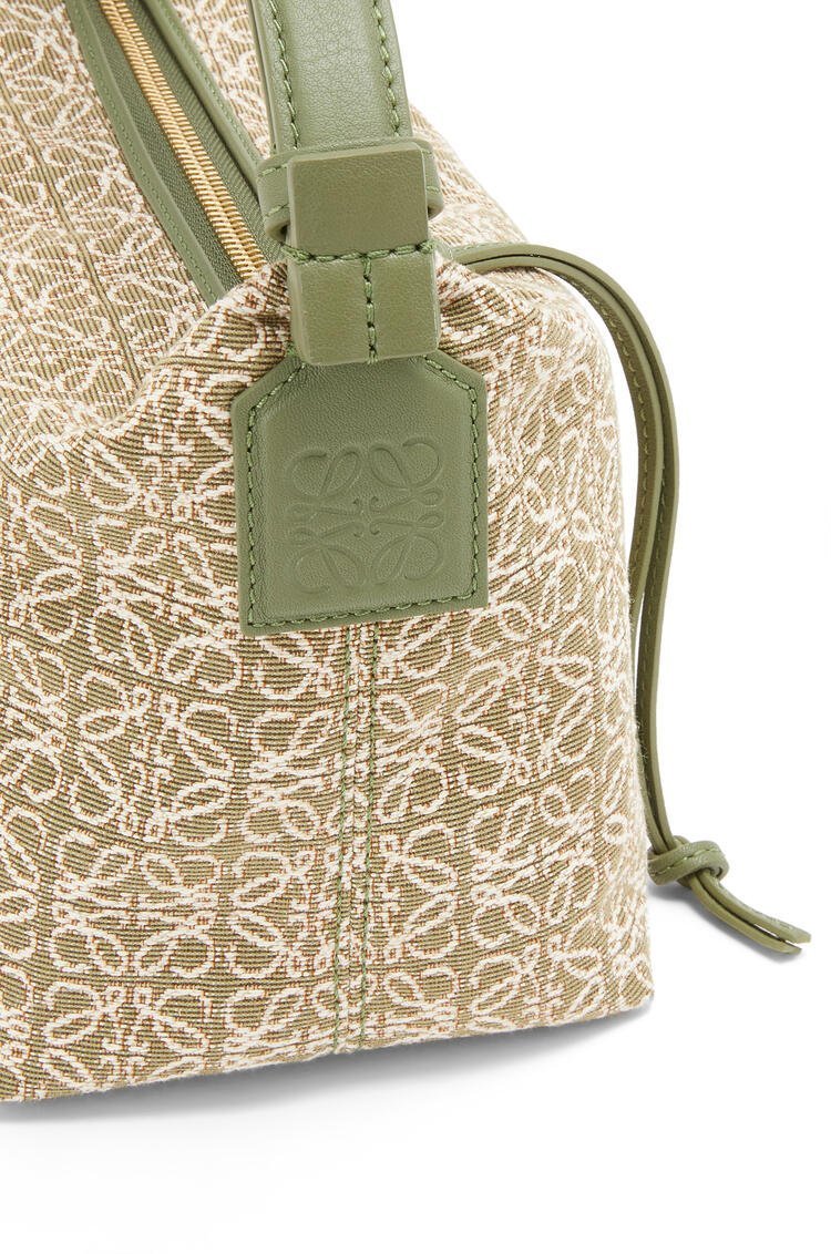 即納&大特価】 【LOEWE】キュービィバッグ スモール Green/Avocado 即納&大特価】 【LOEWE】キュービィバッグ スモール Green/Avocado