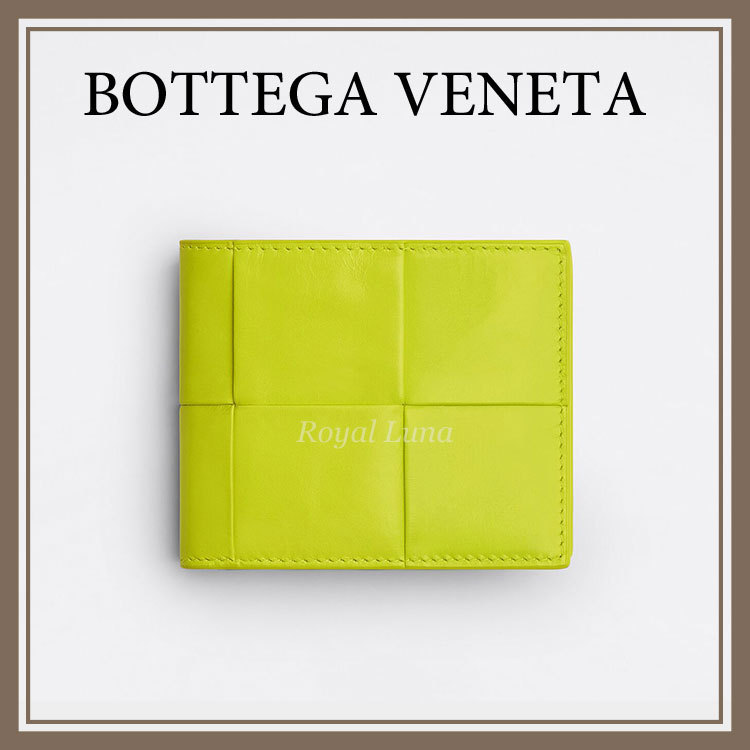 国内発 ★ 二つ折りウォレット【Bottega Veneta】