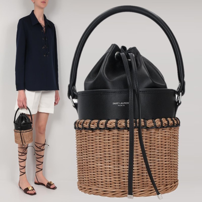 【即納!最大半額!】 ☆Saint Laurent★BAHIA バケット レザー&ウィッカー スムース かごバッグ 【即納!最大半額!】 ☆Saint Laurent★BAHIA バケット レザー&ウィッカー スムース かごバッグ