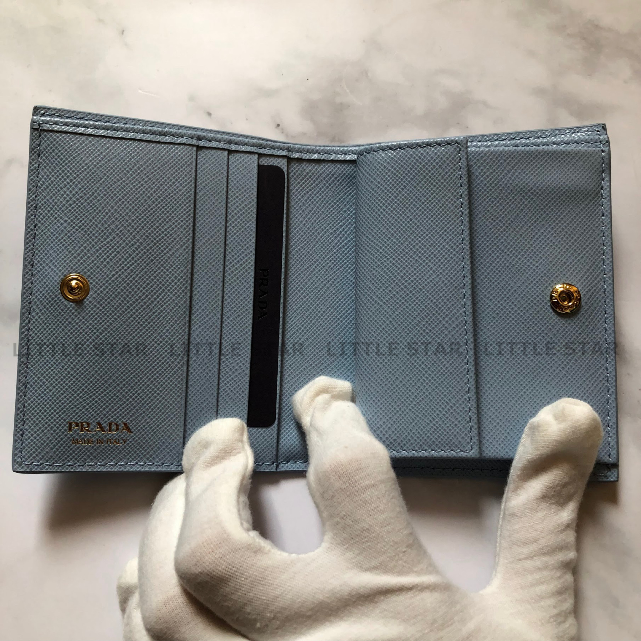 口コミ・レビュー|【PRADA】サフィアーノレザー/エンボスロゴ入り二