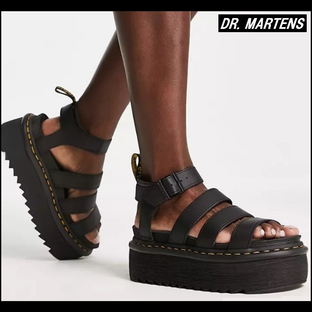 【Dr Martens】Blaire Quad レザー ストラップ サンダル ♪