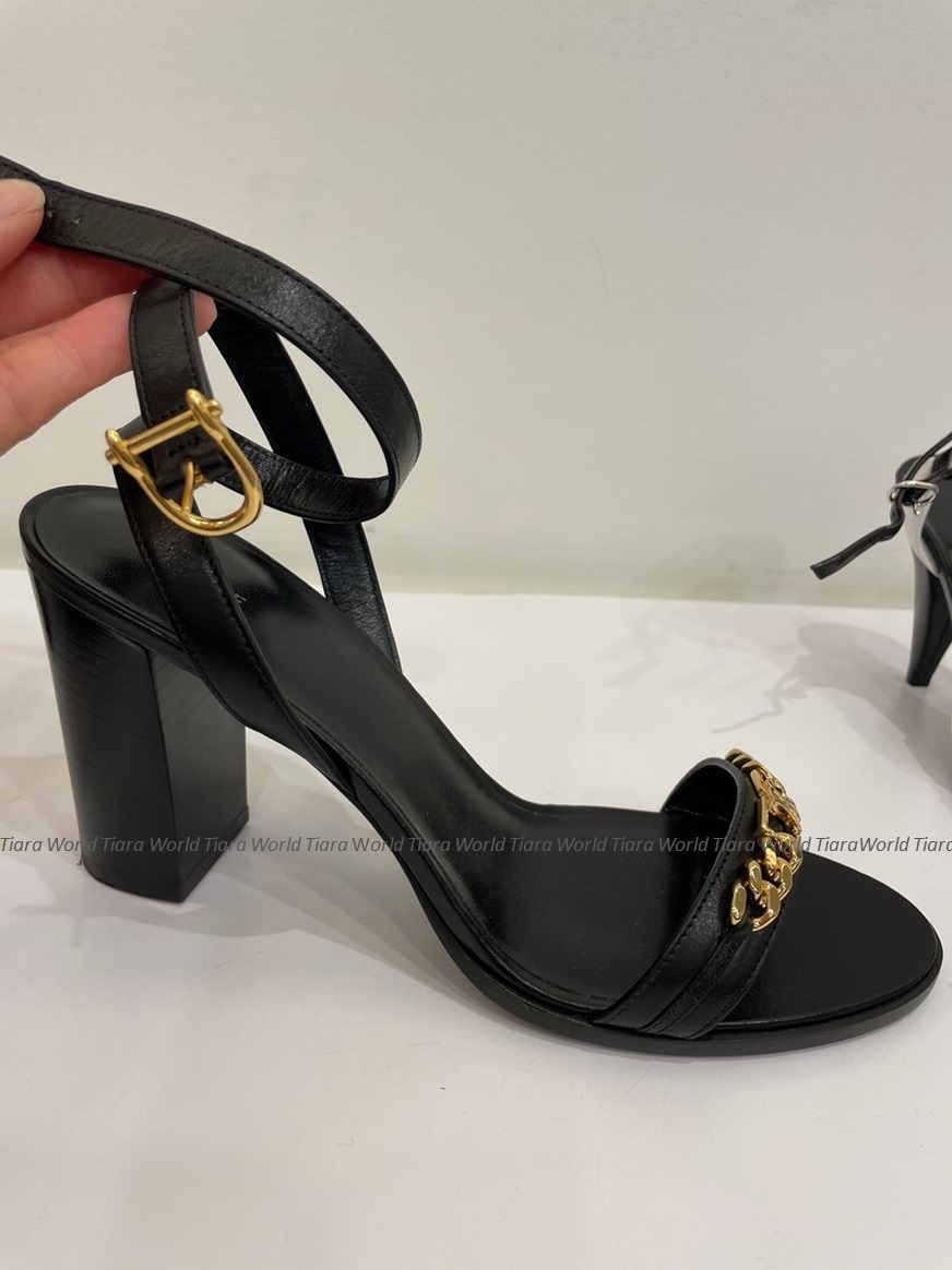 CELINE□トリオンフ ストラップ サンダル カーフスキン 2色