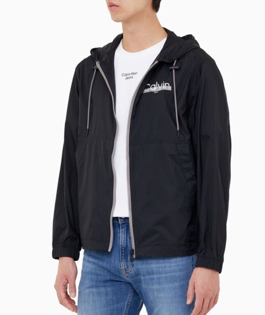☆関税込☆Calvin Klein☆カルバンクライン ナイロンジャケット