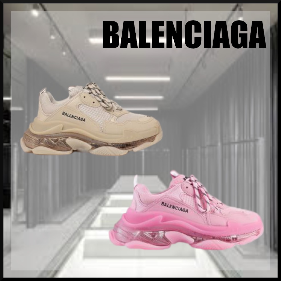 大人気☆VIP割引●BALENCIAGA●TRIPLE S CLEAR SOLE スニーカー 超人気