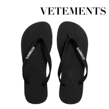 VETEMENTS x サンダル(メンズ) - 海外通販のBUYMA