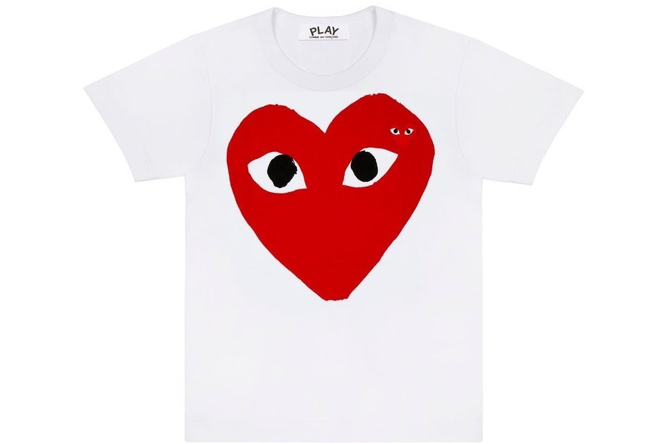 コムデギャルソンPLAY★隠れレッドハートのTシャツ