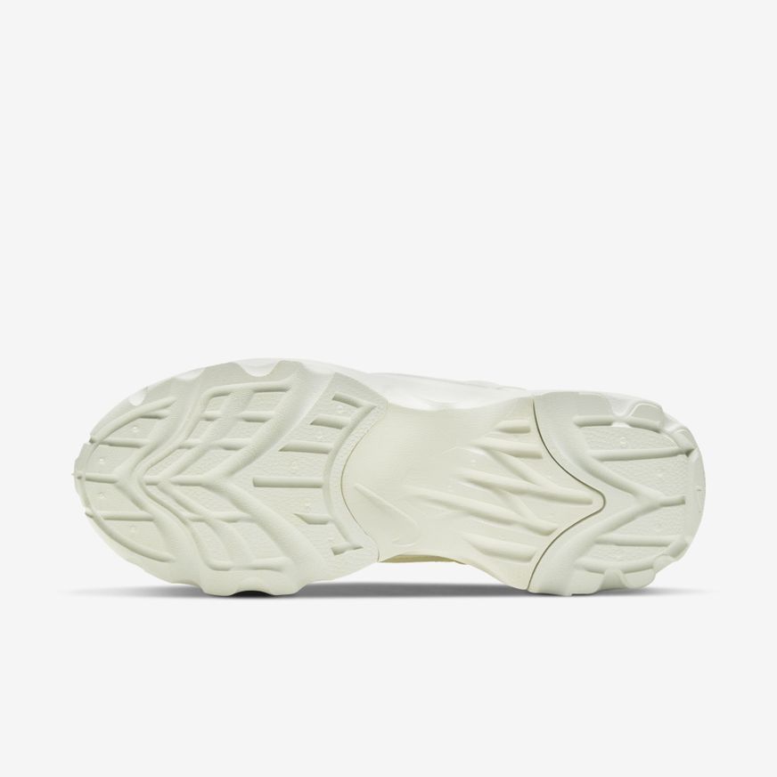 《☆送料無料☆》NIKE☆TC 7900☆White