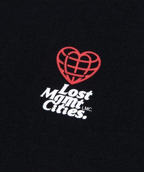 LMC Tシャツ・カットソー 【LMC】MINI HEART GLOBE Tシャツ ブラック(4)