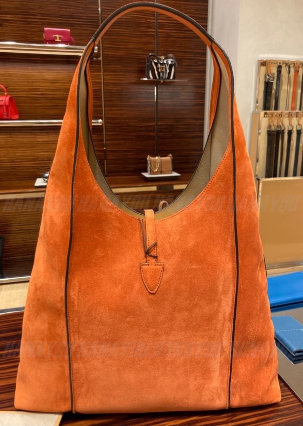 2023AW【TOD'S】Tタイムレス ショッピングバッグ ポーチ付き