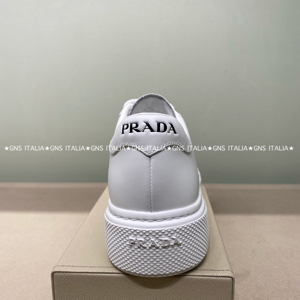 VIP SALE☆PRADA☆大人気スニーカー☆1E223M VIP SALE☆PRADA☆大人気スニーカー☆1E223M (PRADA/スニーカー