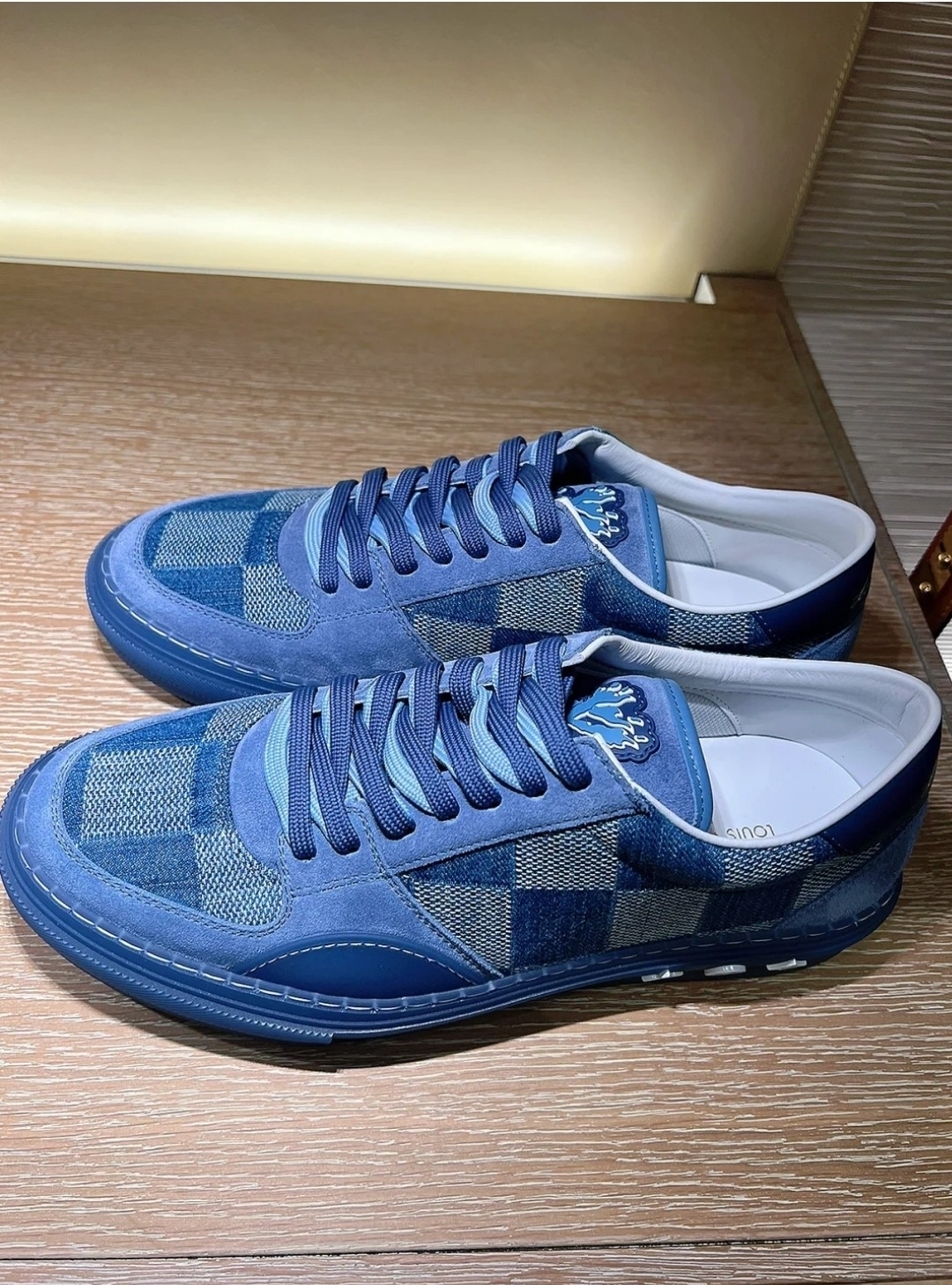 Louis Vuitton スニーカー 22SS【LV直営買付】LVオリ・ライン スニーカー(3)