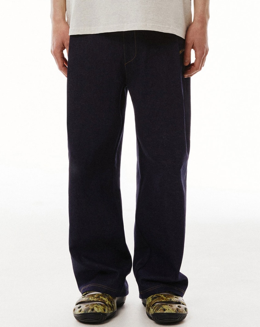 ★韓国の人気★【1993 STUDIO】★STITCH PINTUCK DENIM PANT.S★ ☆韓国の人気☆【1993 STUDIO】☆STITCH PINTUCK DENIM PANT.S