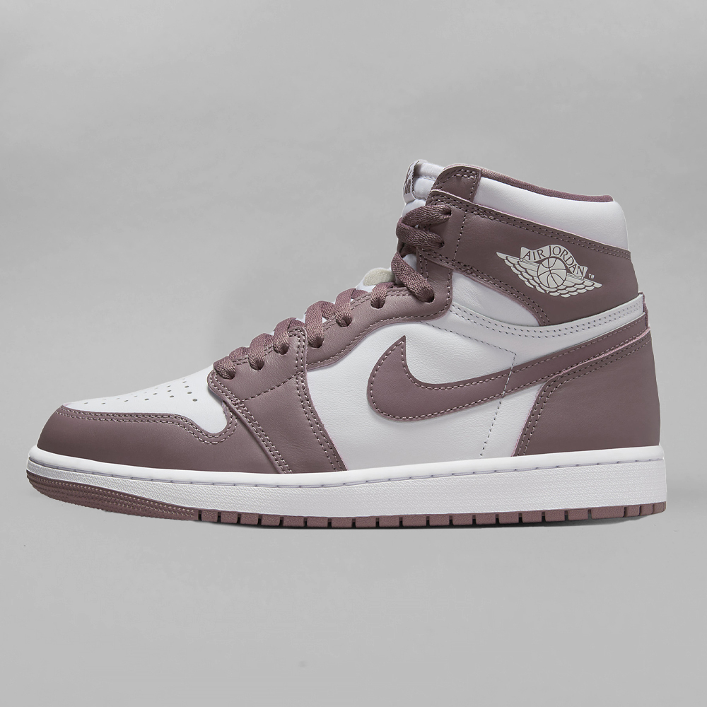 ★Nike★AIR JORDAN 1 RETRO HIGH OG \"レベリオネア\"★追跡可