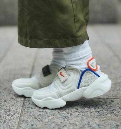 アクアリフト Nike x 靴・シューズ(レディース) - 海外通販のBUYMA