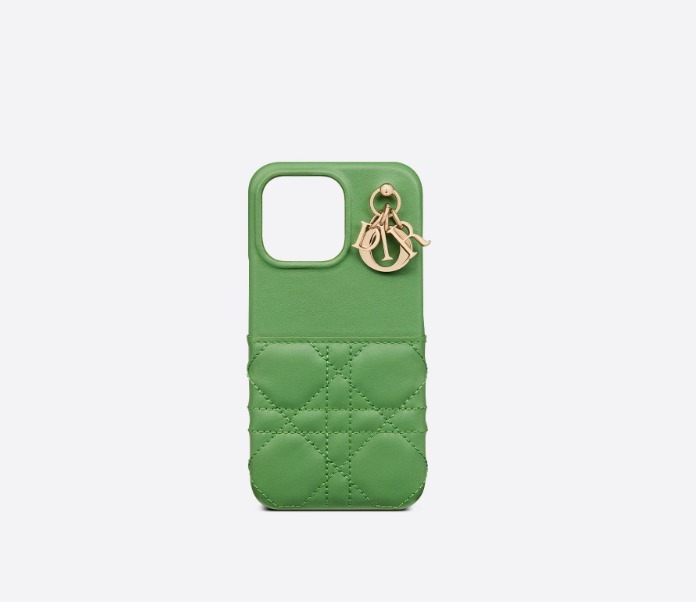Dior(ディオール)のiPhone13・14向け人気スマホケース10選!