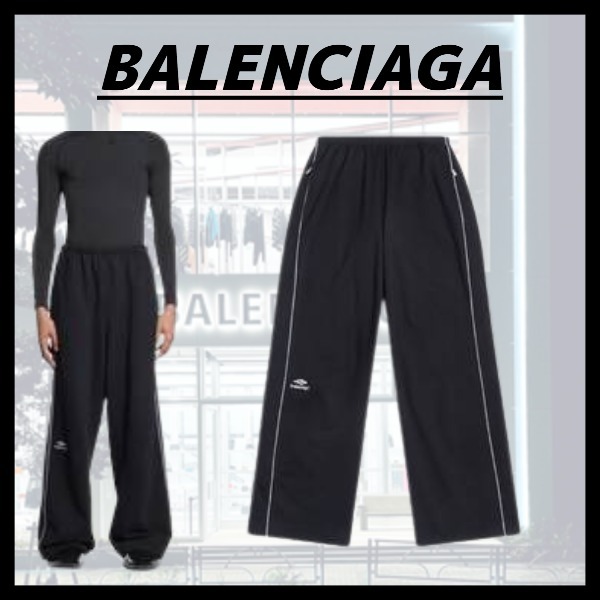 【再入荷!】 【BALENCIAGA直営店】3Bスポーツアイコントラックスーツパンツ トラックパンツ・ジャージ 【再入荷!】 【BALENCIAGA直営店】3Bスポーツアイコントラックスーツパンツ トラックパンツ・ジャージ