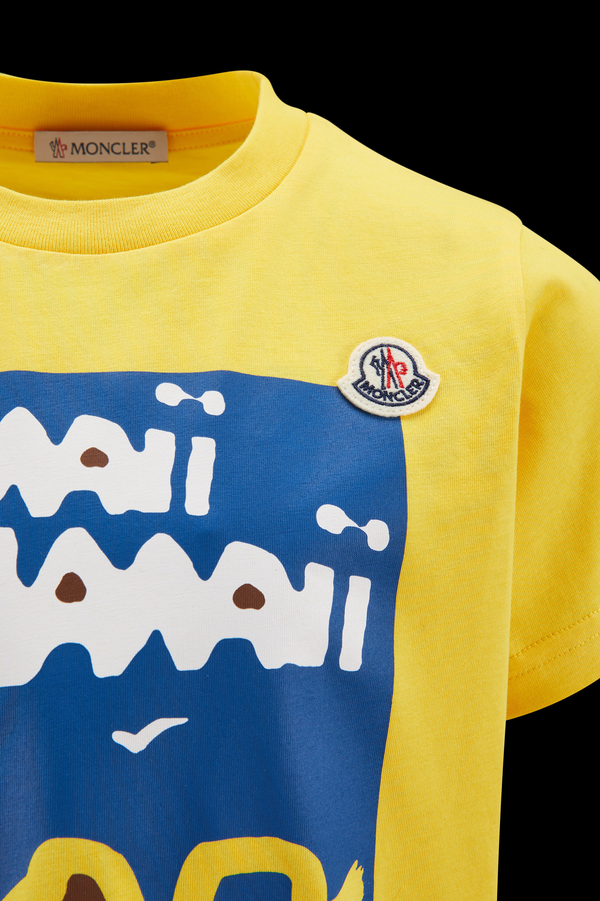 MONCLER2022春夏新作キッズ ポケット付き半袖Tシャツ 4A/5A/6A MONCLER2022春夏新作キッズ 透明ポケット付半袖Tシャツ 4A/5A/6A