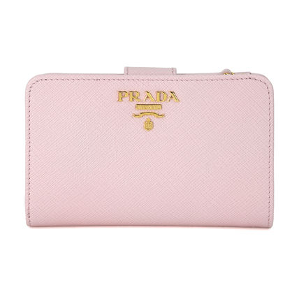 L字 PRADA(プラダ) 財布・小物(レディース) - 海外通販のBUYMA