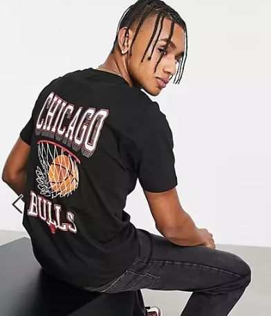 【人気商品!】 New Era ニューエラ Tシャツ Chicago Bulls ブルズ Tシャツ・カットソー 【人気商品!】 New Era ニューエラ Tシャツ Chicago Bulls ブルズ Tシャツ・カットソー