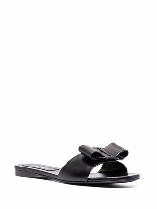 FERRAGAMO x サンダル・ミュール(レディース) - 海外通販のBUYMA