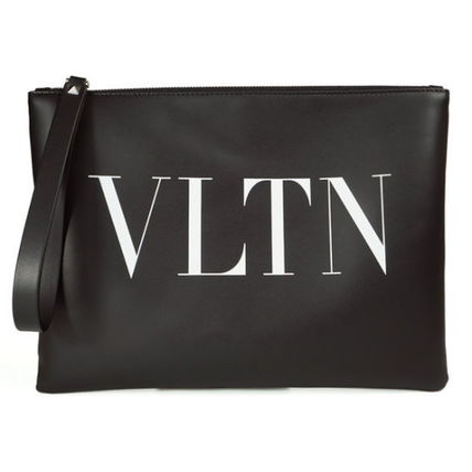 ☆VIP価格☆ VALENTINO クラッチバッグ VALENTINO - 本物 ヴァレンティノ ビッグロゴ スタッズ付き