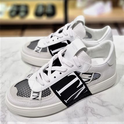 VALENTINO x スニーカー(レディース)|新作を海外通販【BUYMA】 VALENTINO x スニーカー(レディース)|新作を海外通販【BUYMA】