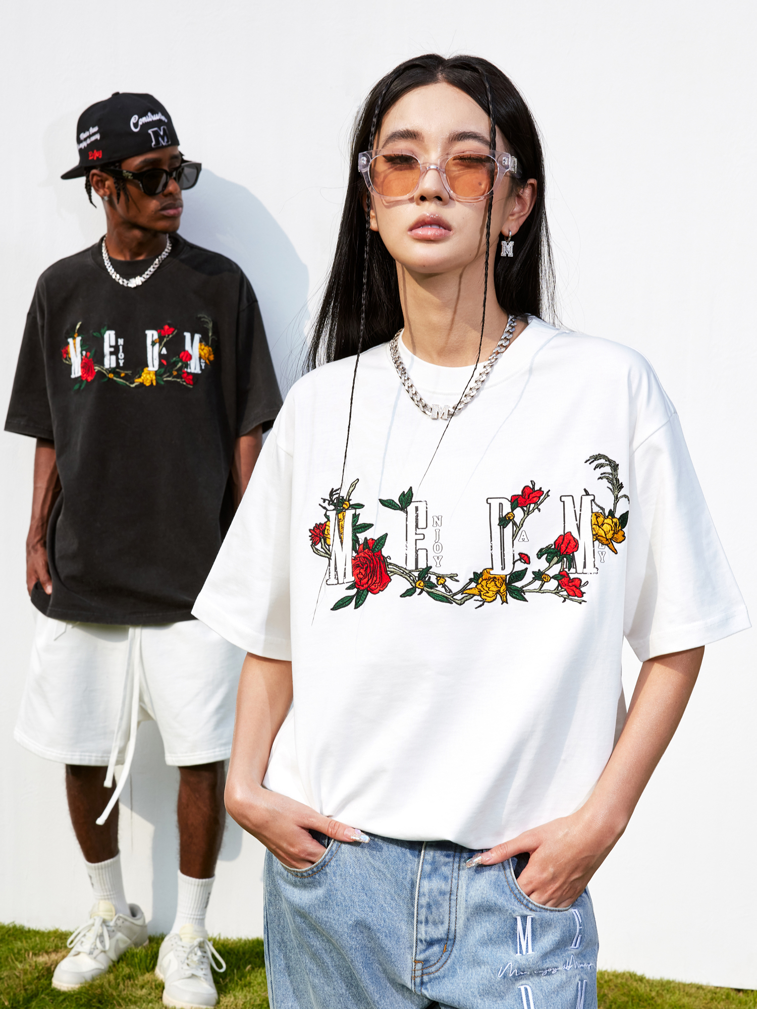 MEDM ロゴ Tシャツ 半袖 トップス 花柄刺繍 ストリート 男女兼用 MEDM 半袖 Tシャツ ロゴ 花柄 刺繍 大人気 男女兼用 ストリート