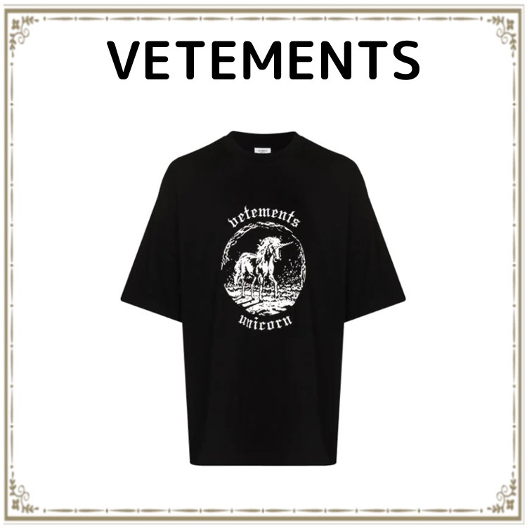 【お気にいる】 【VETEMENTS】Unicorn Tシャツ Tシャツ・カットソー 【お気にいる】 【VETEMENTS】Unicorn Tシャツ Tシャツ・カットソー