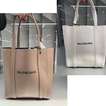 BALENCIAGA EVERYDAY x トートバッグ(レディース)|新作を海外通販 ...