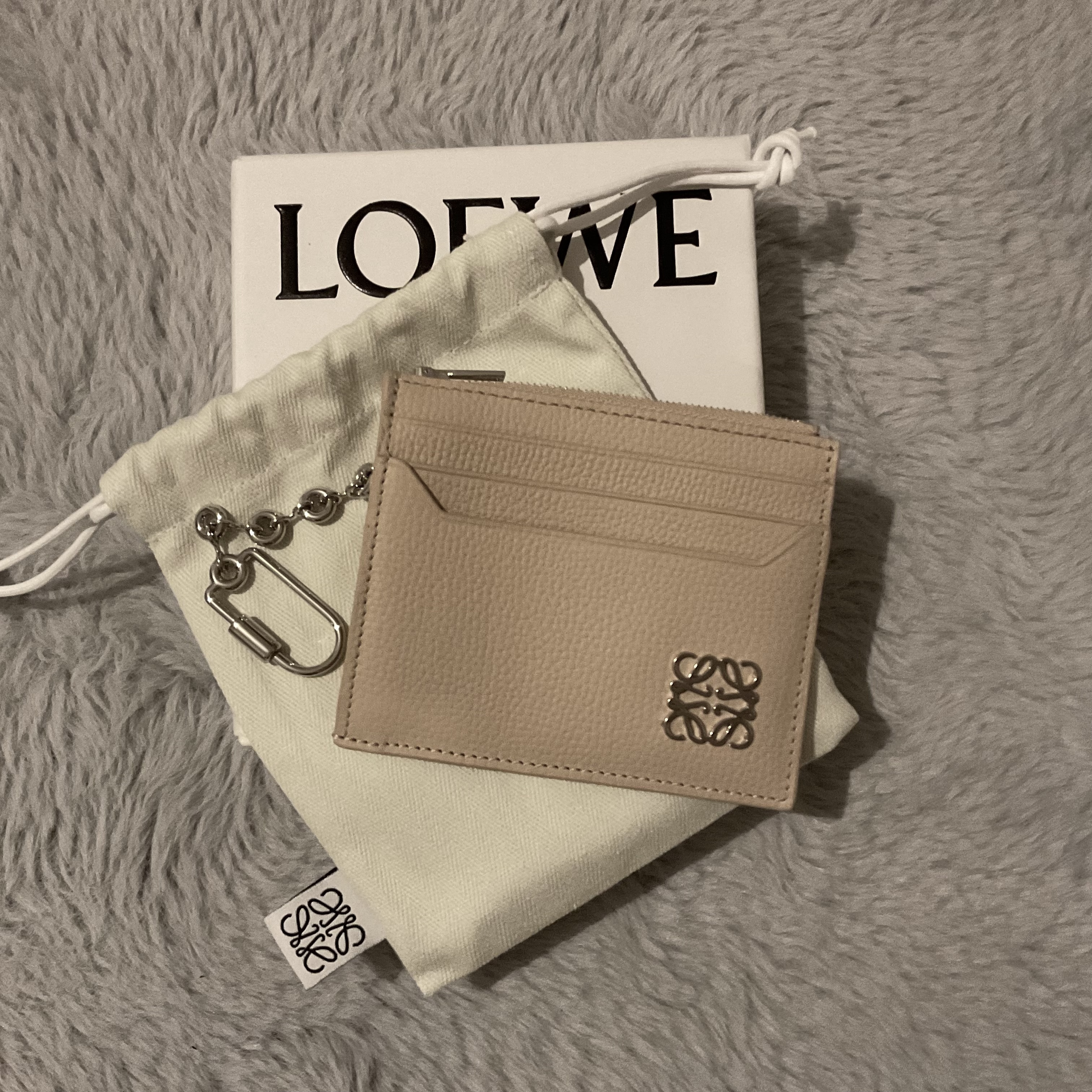 LOEWE】ロエベ アナグラム スクエア カードホルダー チェーン (LOEWE